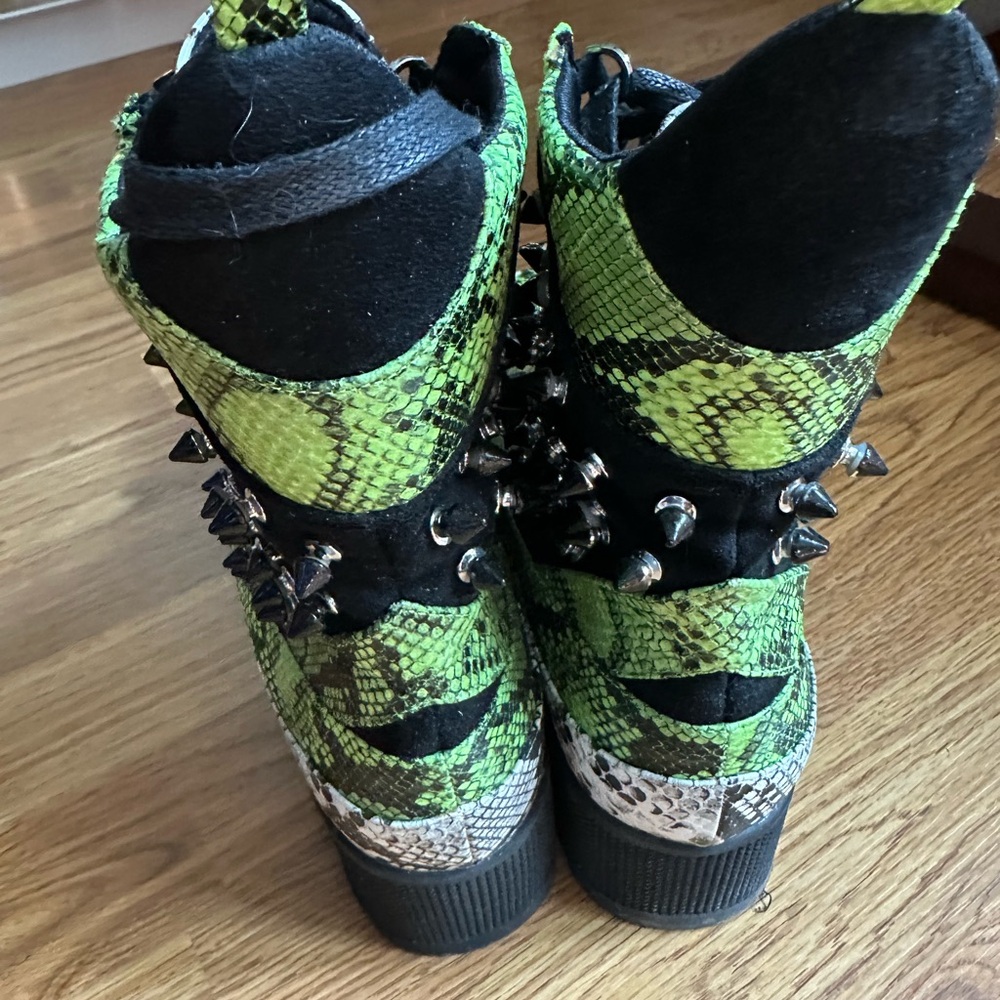 Cape Robbin Green Snake Print Combat Boots size 11 - Picture 6 of 8